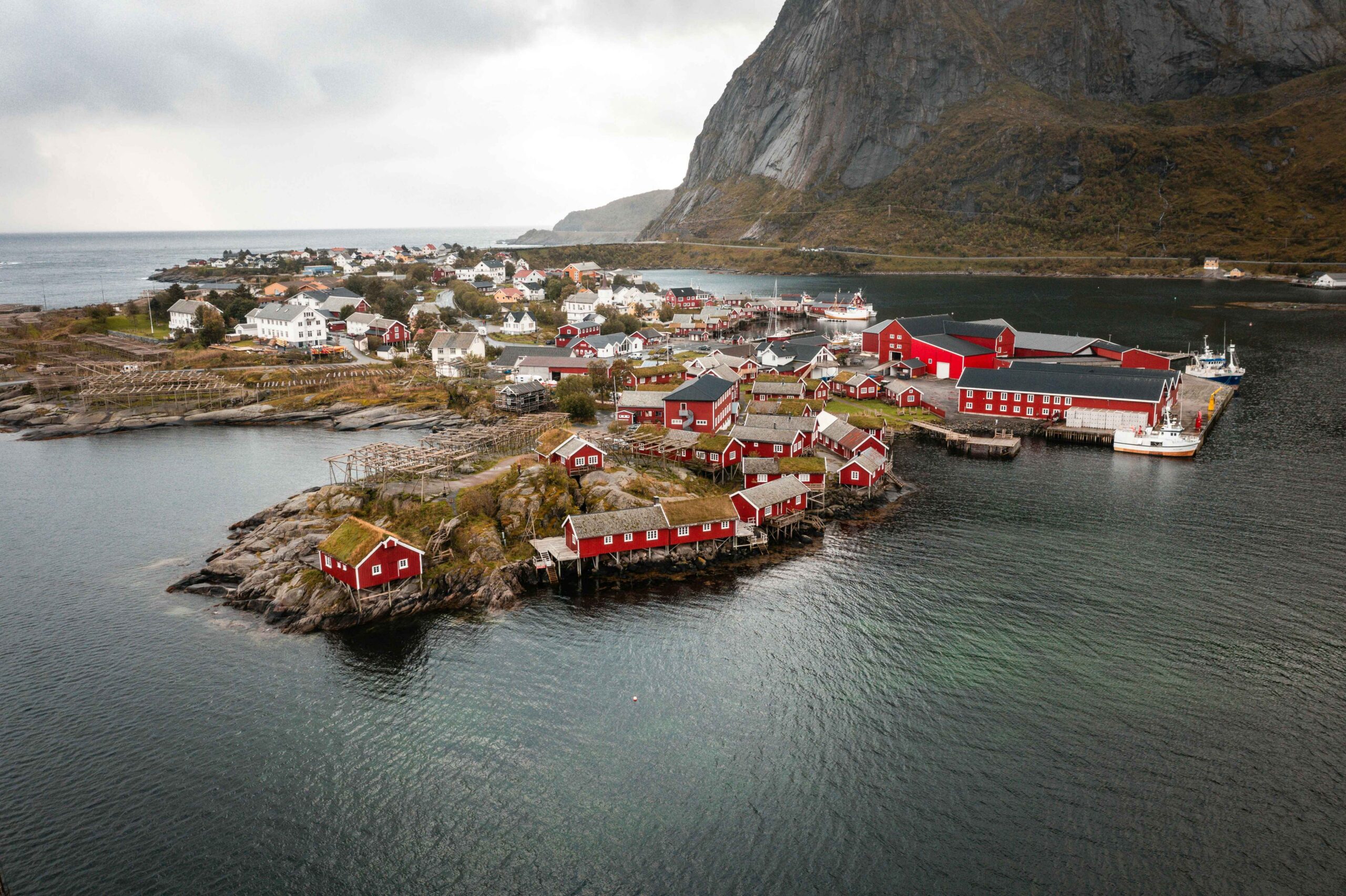 îles Lofoten village de pêcheurs