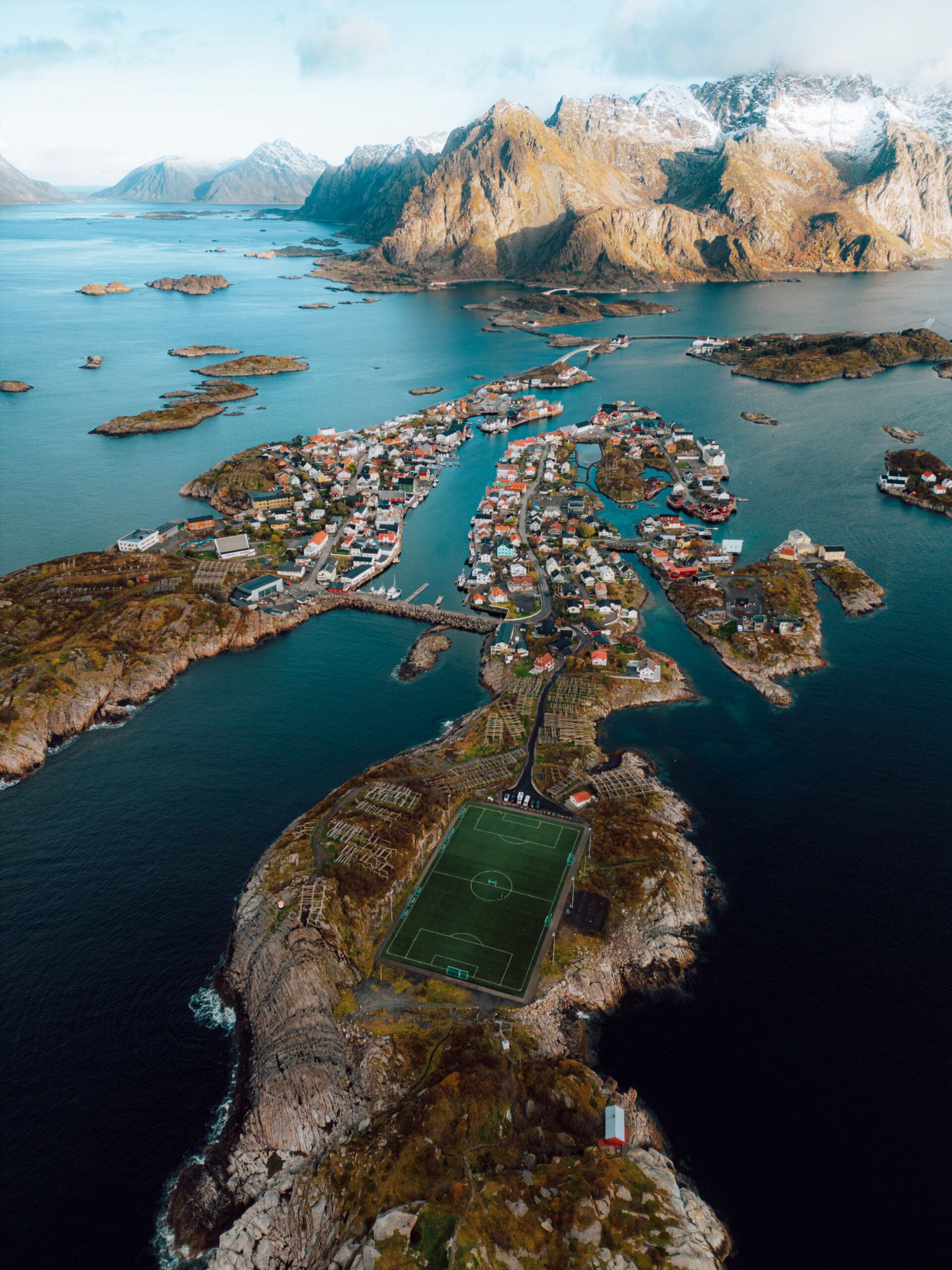 village de Henningsvær aux iles lofoten